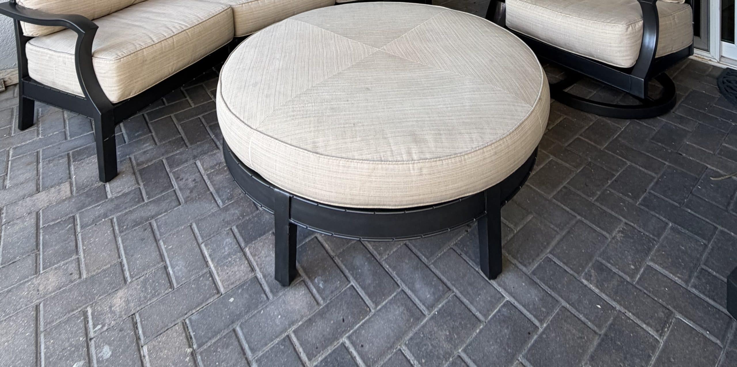 After picture of fully restored powdered coated painted aluminum restoration